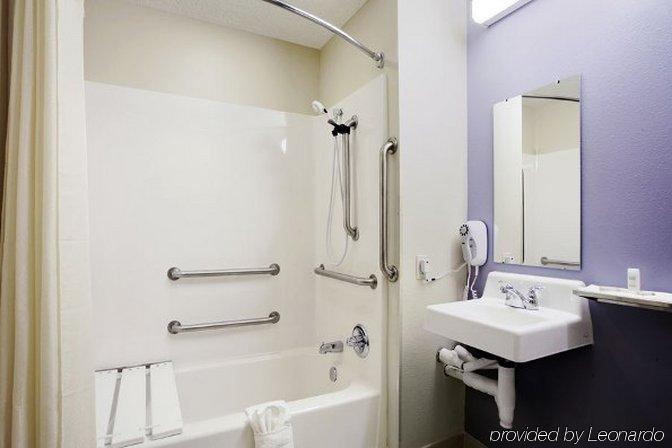Stay Beyond Inn & Suites Elma المظهر الخارجي الصورة